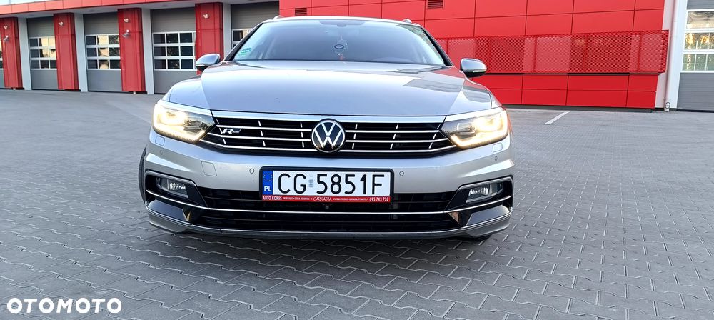 Volkswagen Passat Variant 2.0 TDI SCR Highline - 14