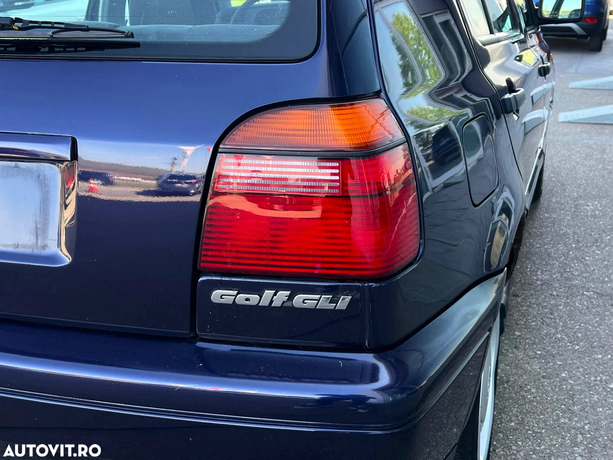 Volkswagen Golf - 23