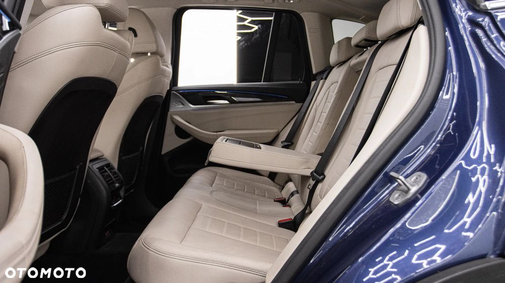 BMW X3 xDrive30e Luxury Line - 20