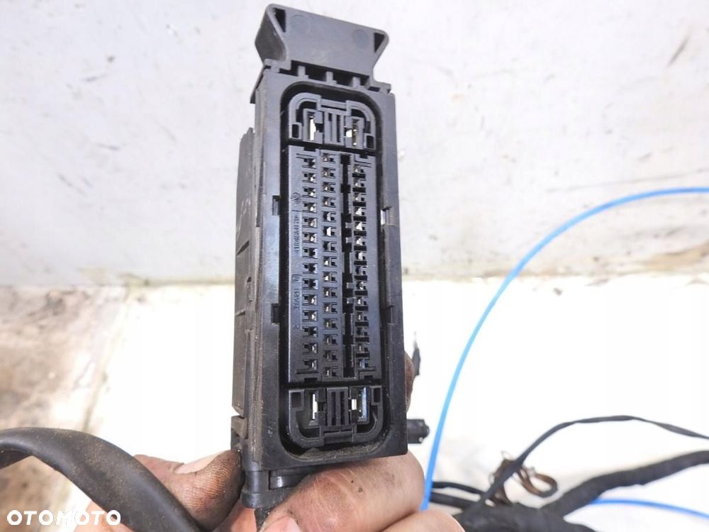 WIĄZKA INSTALACJA KOMORY SILNIKA MERCEDES W203 2.2 CDI 2035407135 - 3