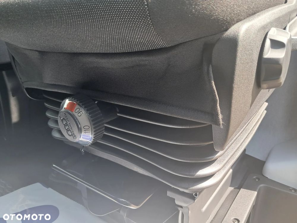 Iveco Daily Furgon  HI-Matic - 25