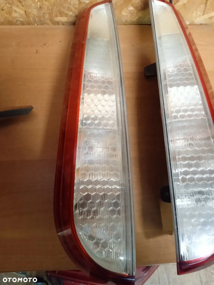FORD FOCUS MK2 KOMBI LIFT 08-10 LAMPA LEWA LUB PRAWA - 2