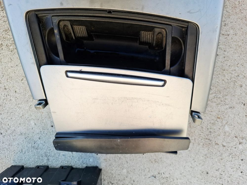 Listwy Dekory Drzwi Aluminium Quattro Komplet Audi A6 C6 - 21