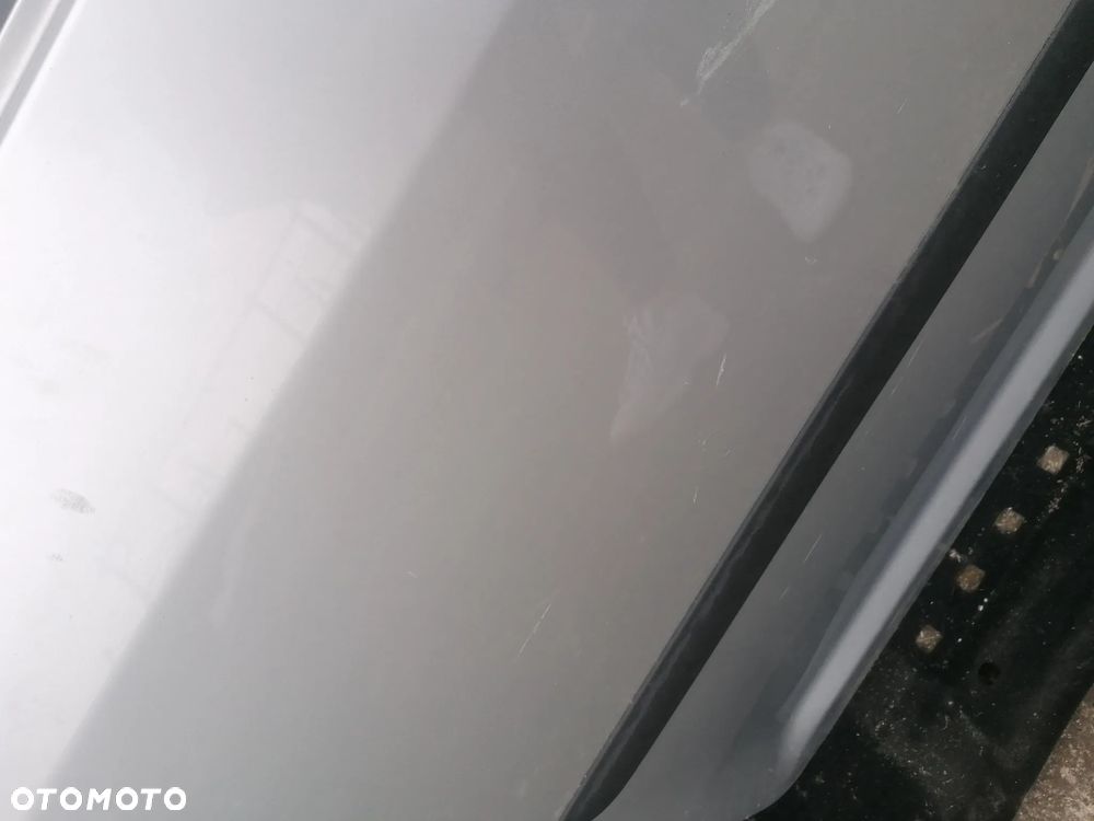 VW TOURAN I 04r DRZWI PRAWY TYŁ LA7W - 3