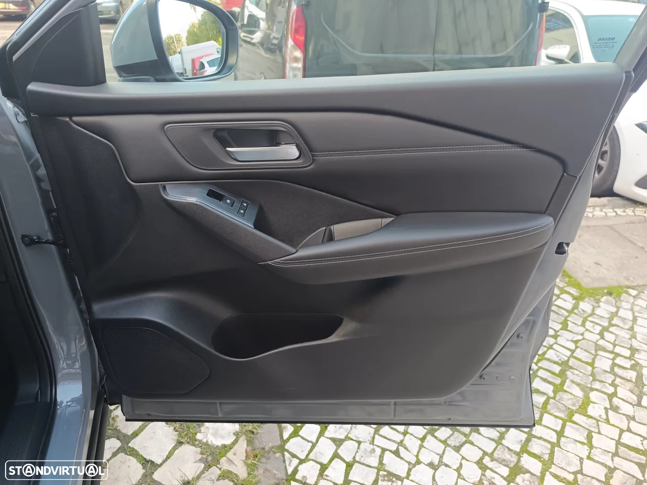 Nissan Qashqai 1.3 DIG-T N-Connecta LED Xtronic - 25