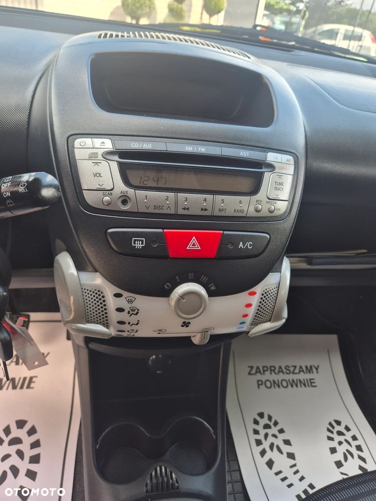 Peugeot 107 1.0 Urban Move - 20