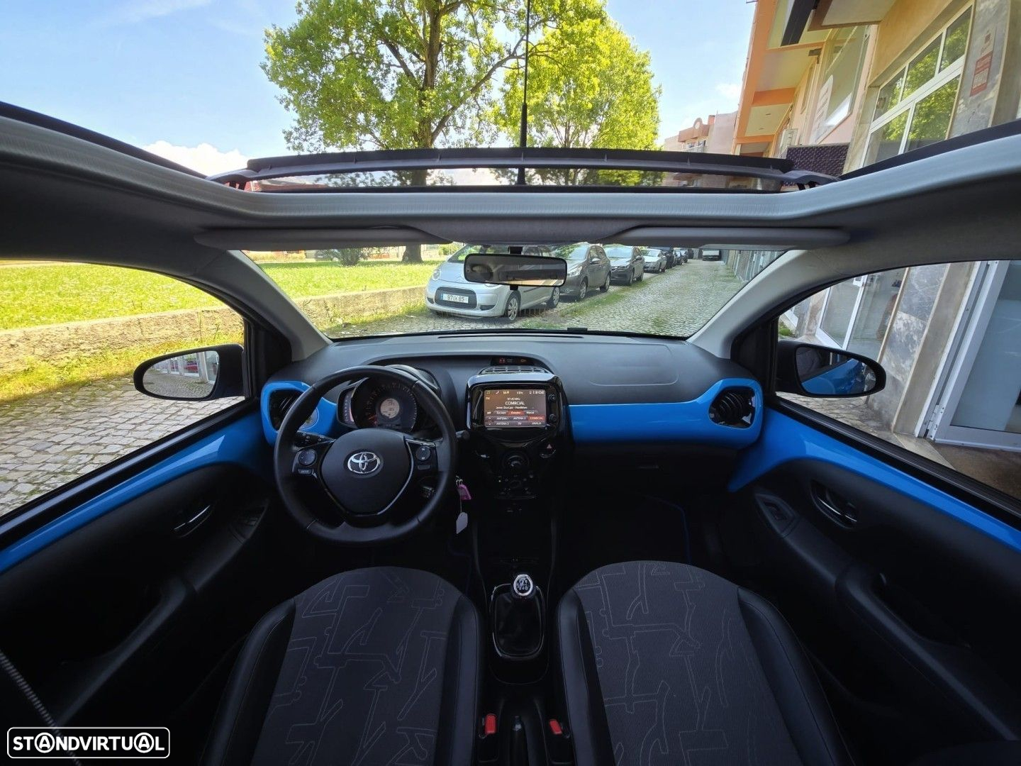 Toyota Aygo 1.0 X-Play Plus - 5