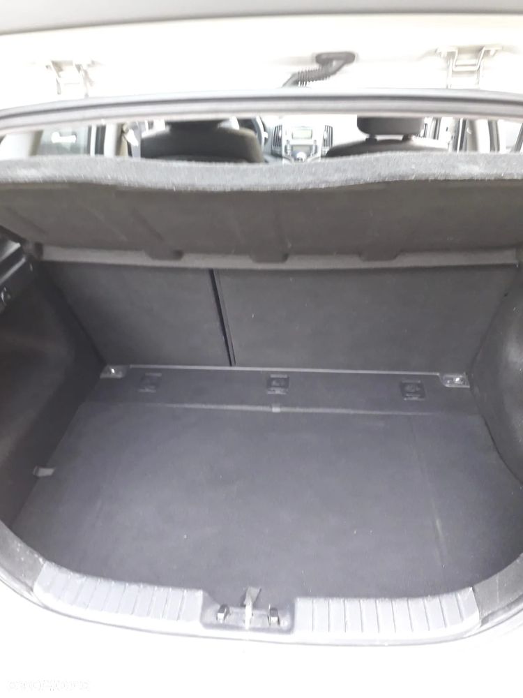 Hyundai i30 1.6 CRDi Comfort - 6