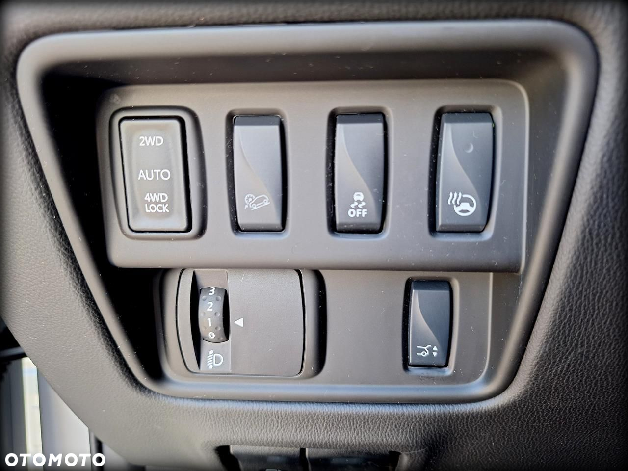 Renault Koleos 2.0 Blue dCi Initiale Paris 4x4 X-Tronic - 16