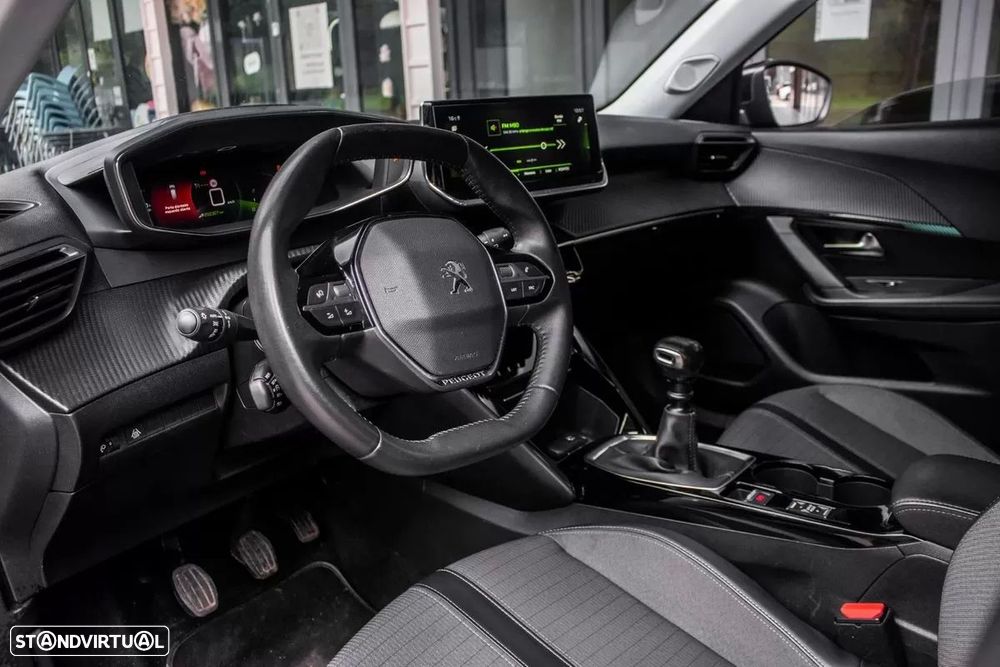 Peugeot 2008 - 22