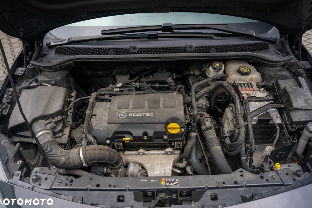 Opel Astra 1.4 T Sport EU6 - 20