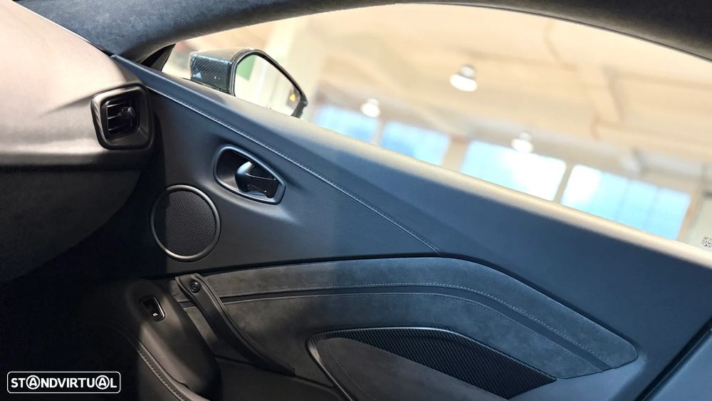 Aston Martin Vantage Coupe V8 F1 Edition - 45