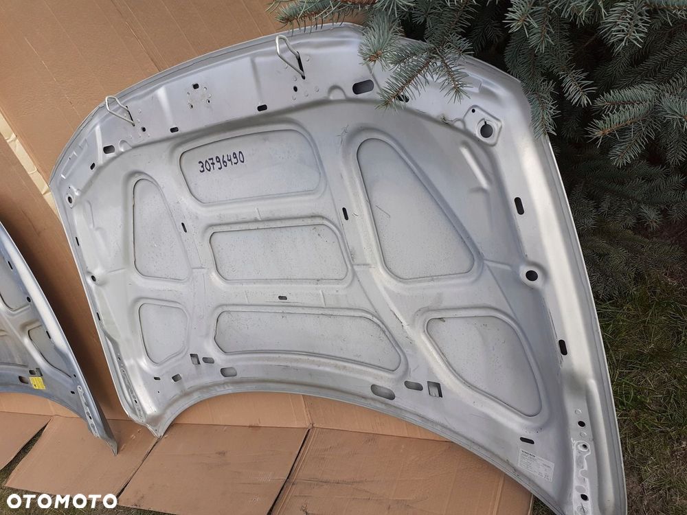 Volvo OE 30796490 maska silnika V70 II S60 I 01-09 - 9