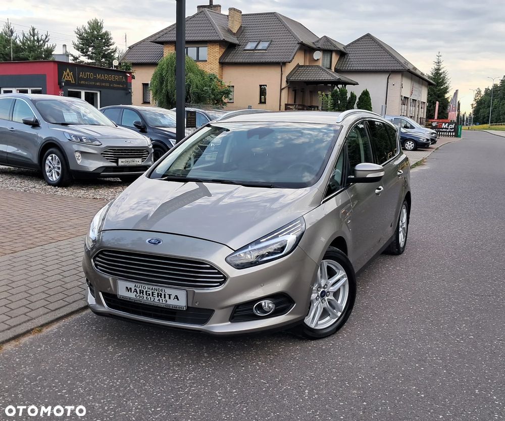 Ford S-Max - 1