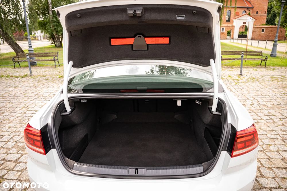 Volkswagen Passat 1.5 TSI EVO Comfortline DSG - 21