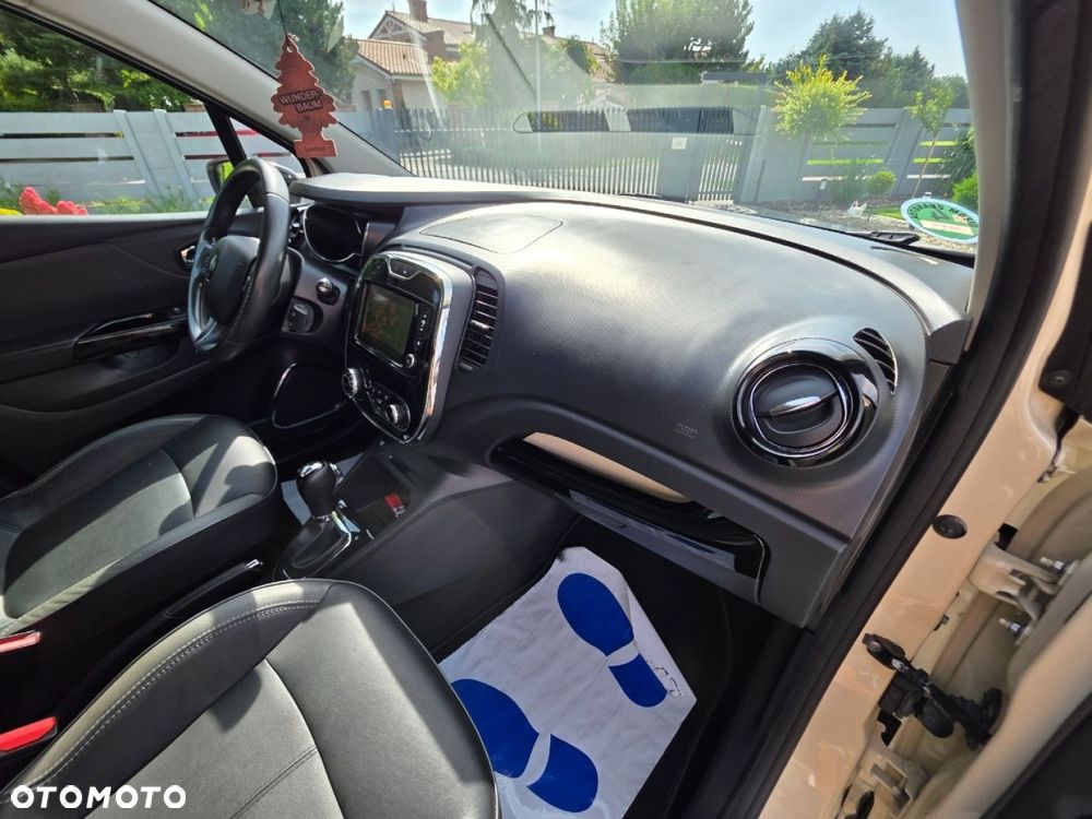 Renault Captur - 22