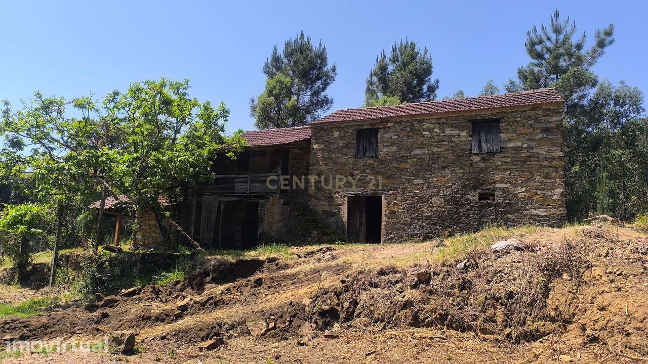 Quinta para Recuperar em Leiria com Vista para a Montanha - Grande imagem: 2/21