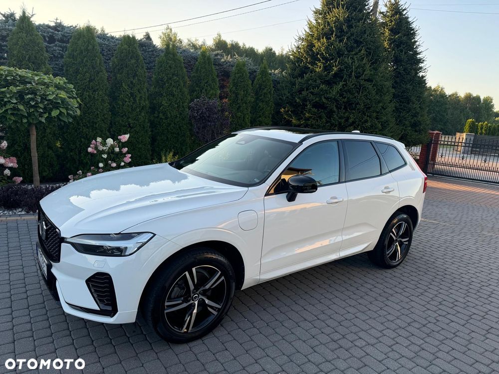Volvo XC 60 T8 Plug-In Hybrid AWD R-Design - 2