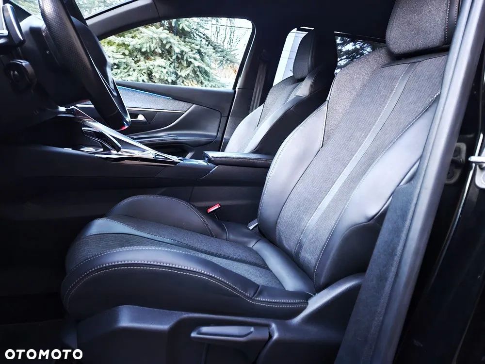 Peugeot 5008 - 7