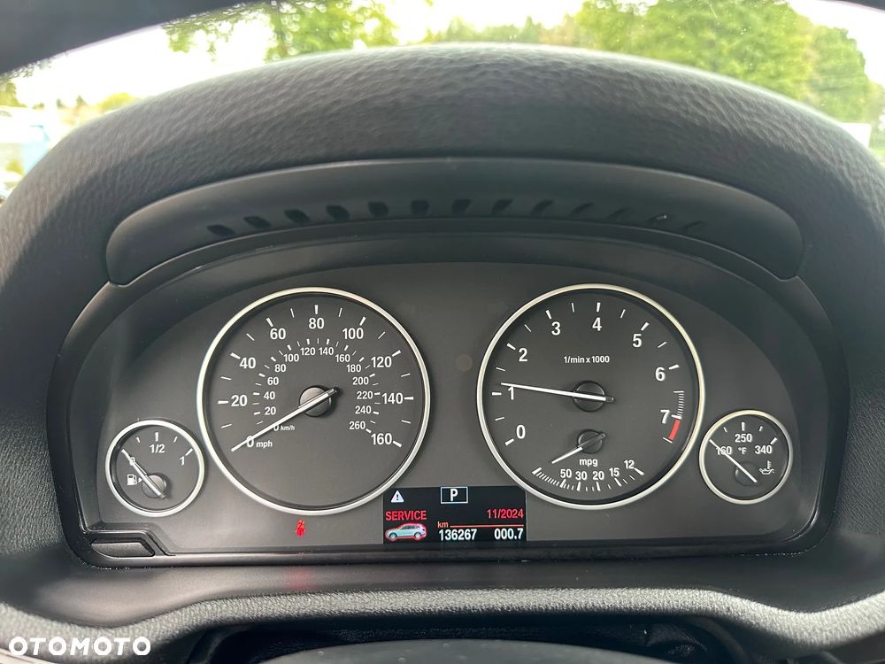 BMW X3 xDrive28i - 16