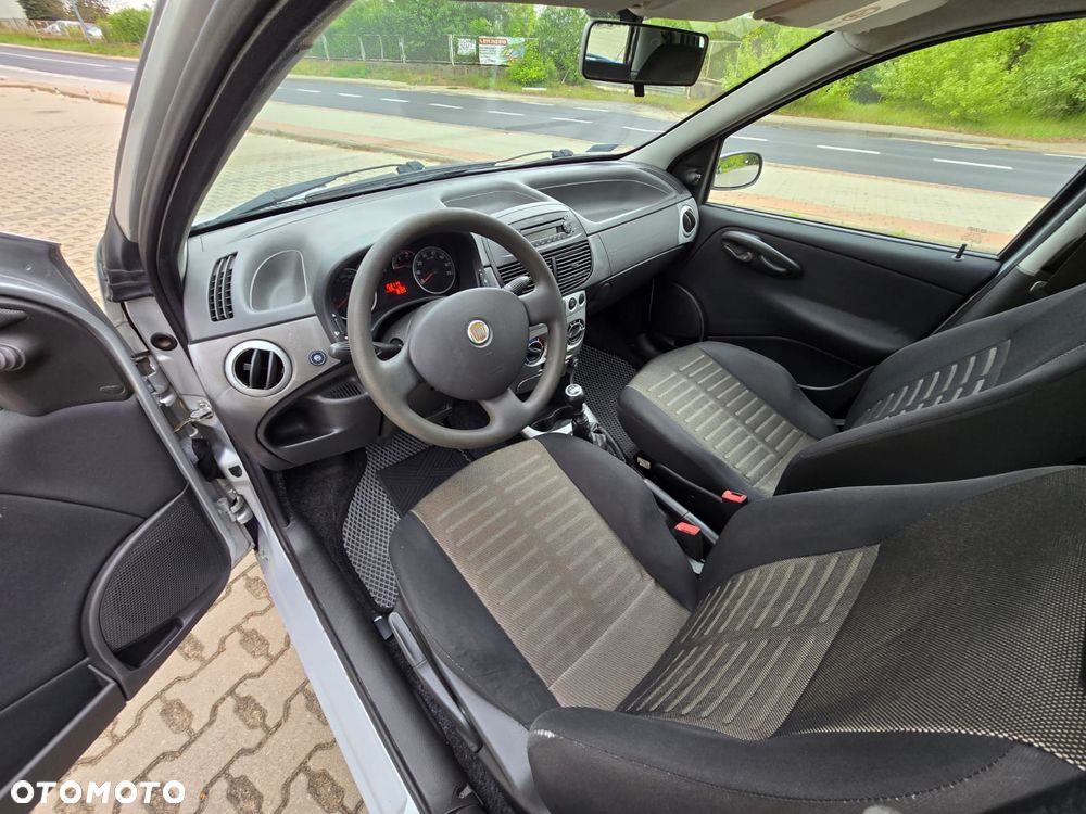 Fiat Punto - 26