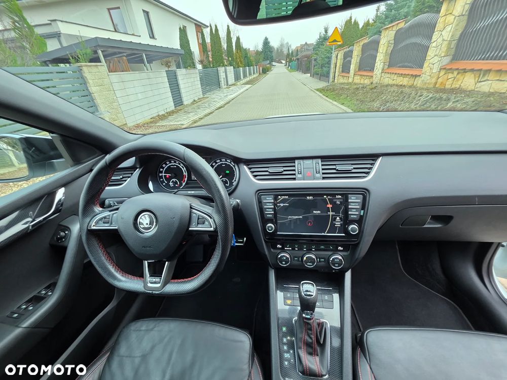Skoda Octavia 2.0 TDI 4x4 DSG RS - 7