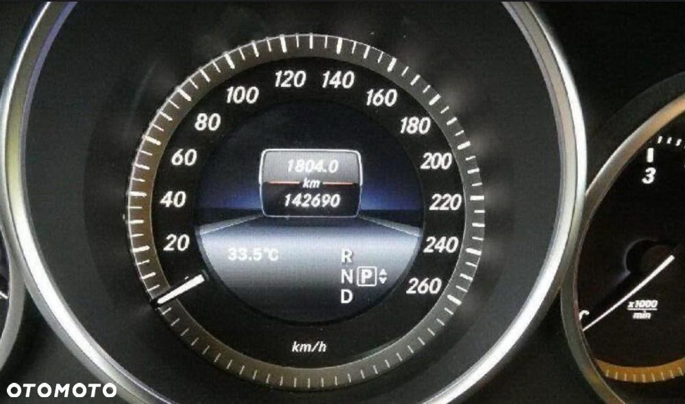 Mercedes-Benz Klasa E 350 BlueTEC 4-Matic Classic - 10