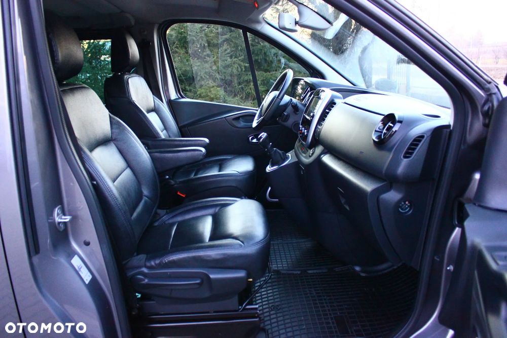 Renault Trafic 2.0 dCi - 35