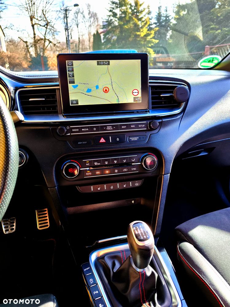 Kia ProCeed 1.6 T-GDI OPF GT - 12