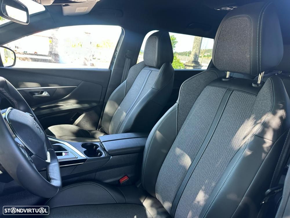 Peugeot 5008 1.5 BlueHDi Allure Pack EAT8 - 9