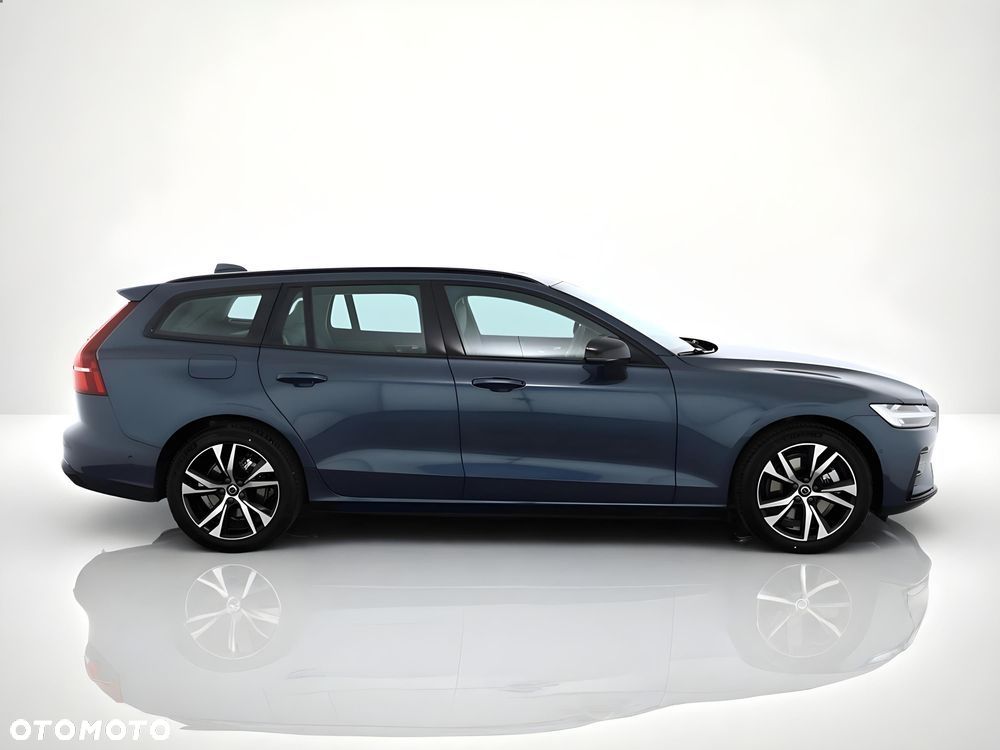 Volvo V60 B4 B Plus Dark - 4