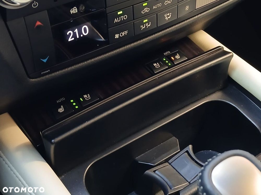 Lexus GS - 26