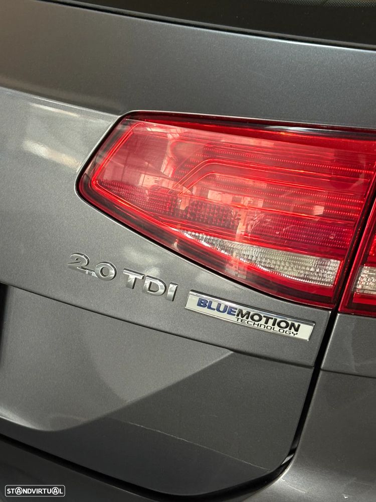 VW Passat 2.0 TDI Confortline DSG - 6