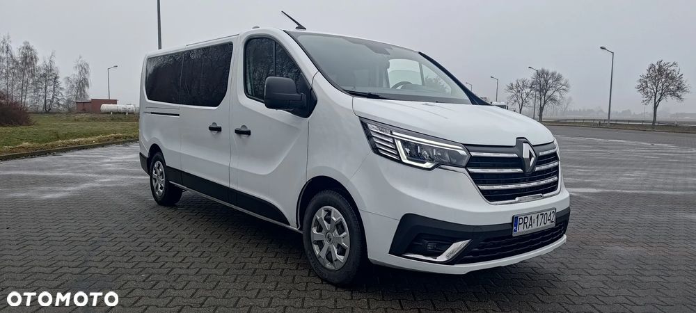 Renault Trafic 2023 photo 3