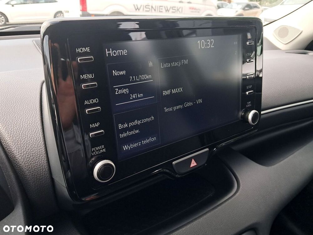 Toyota Yaris - 17