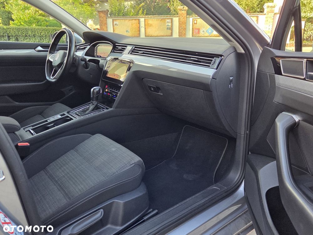 Volkswagen Passat 2.0 TDI BMT Highline DSG - 19