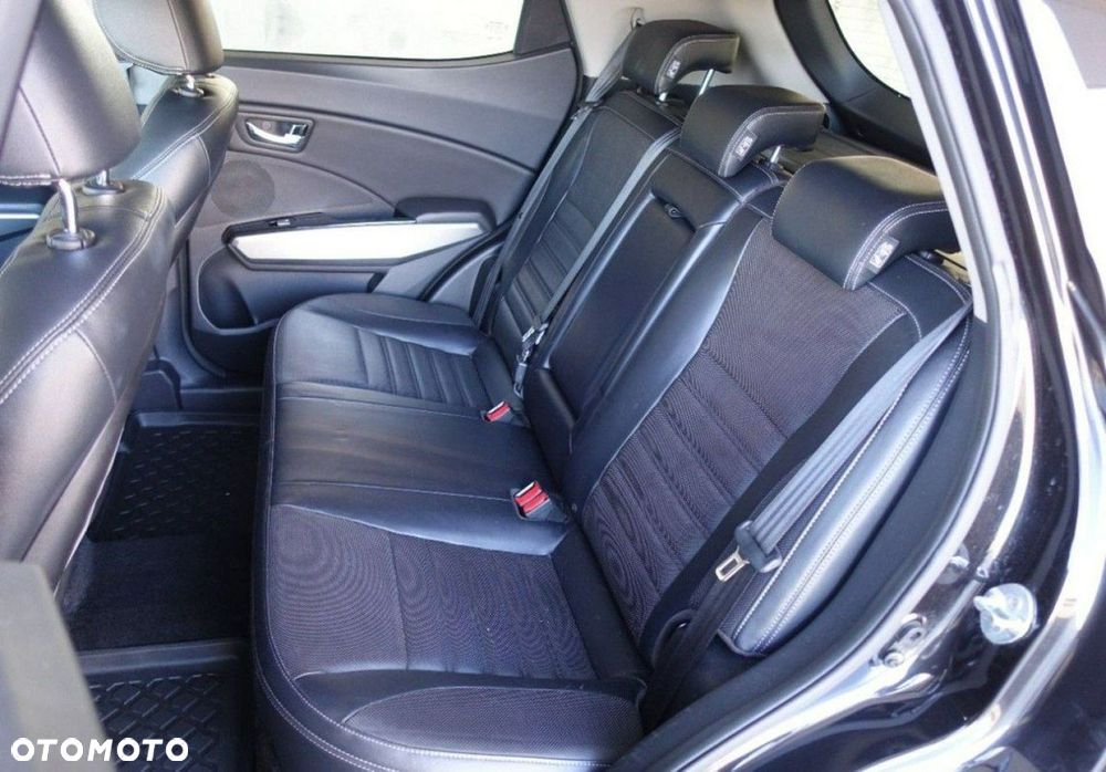 SsangYong/KGM Tivoli e-XDi 160 4WD Sapphire - 18