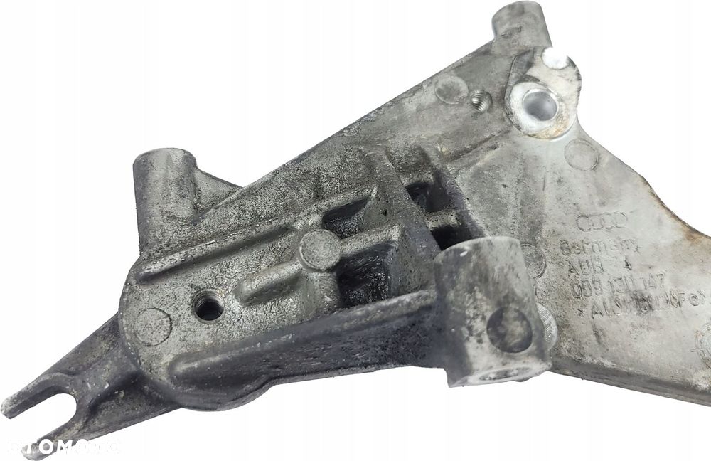 AUDI A6 C6 Q7 3.0 TDI ŁAPA MOCOWANIE WSPORNIK POMPY WTRYSKOWEJ 059130147L - 2