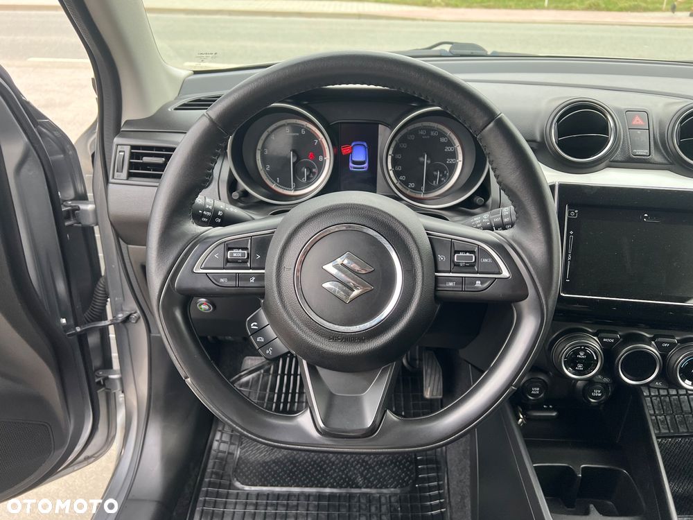 Suzuki Swift 1.2 Premium Plus - 13