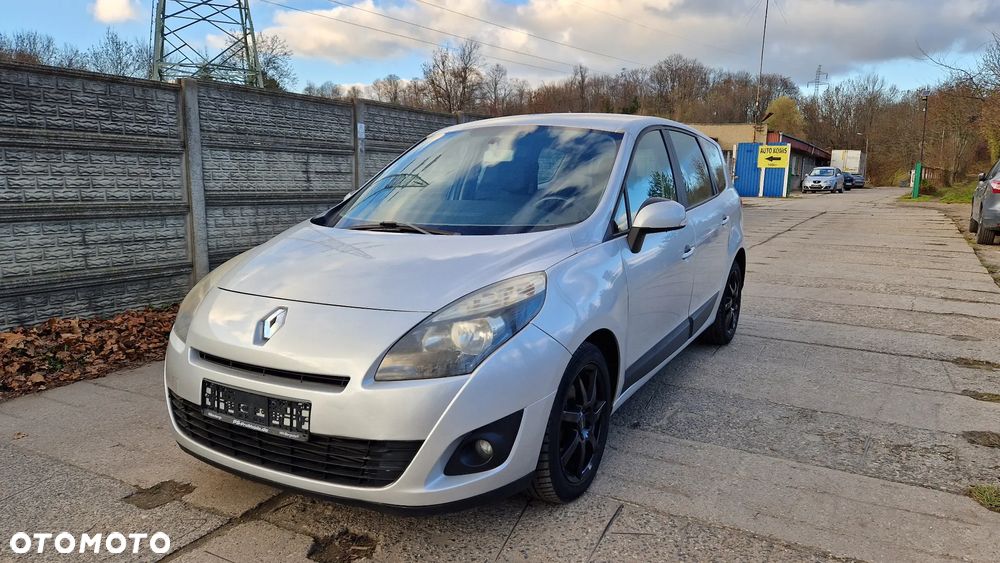 Renault Grand Scenic dCi 110 Paris - 22