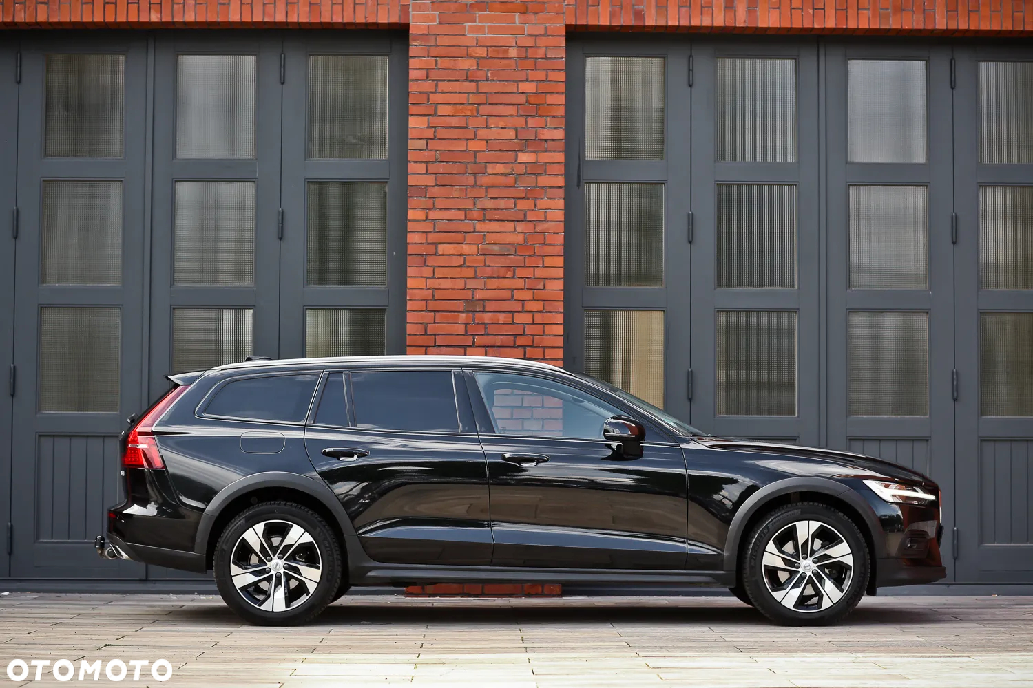 Volvo V60 Cross Country Pro D4 AWD - 2