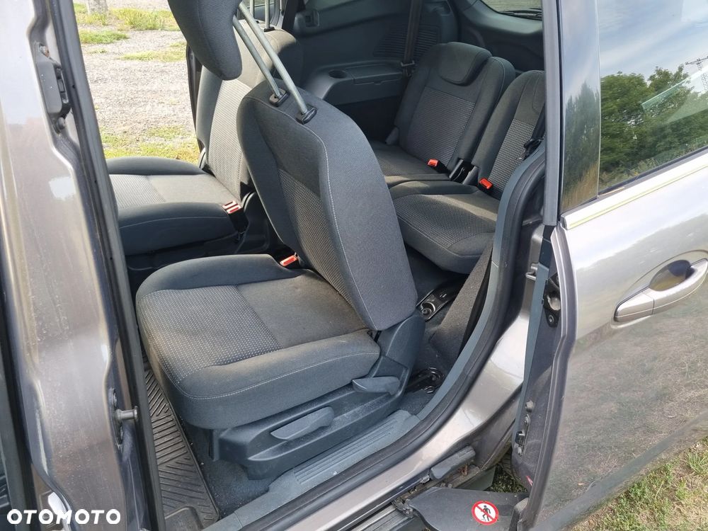 Ford Grand C-MAX 2.0 TDCi Trend - 19