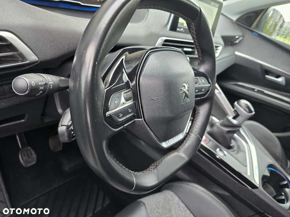 Peugeot 5008 PureTech 130 Allure - 22