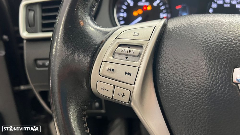 Nissan Qashqai 1.5 dCi Acenta Connect - 25