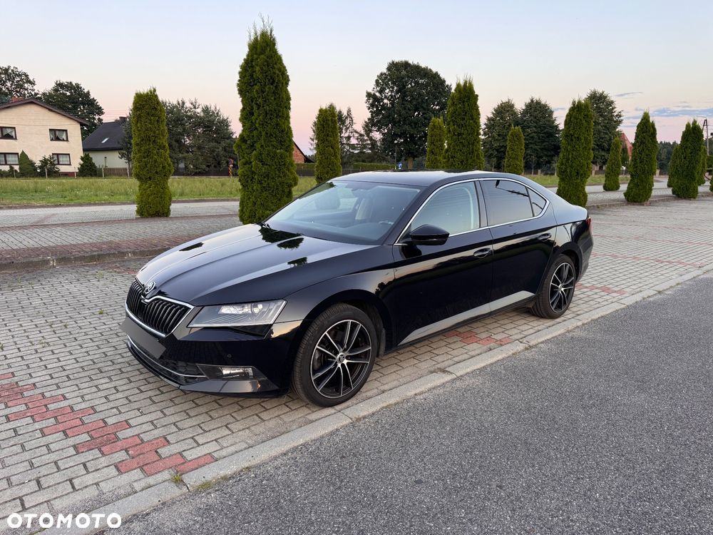 Skoda Superb 2.0 TDI Ambition DSG - 1