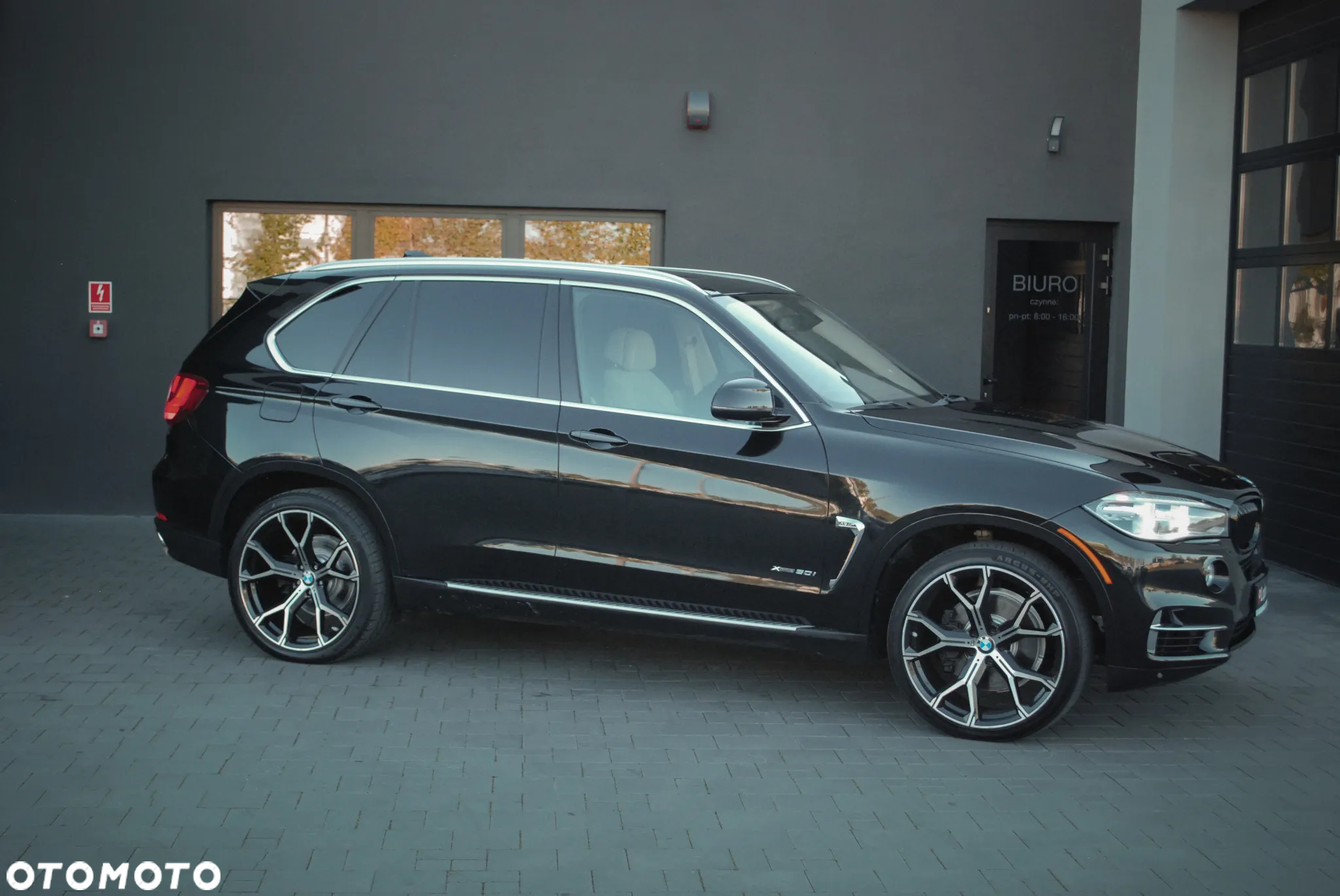 BMW X5 5.0i xDrive - 2