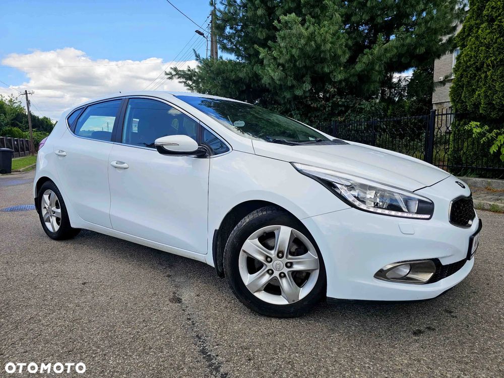 Kia Ceed 1.6 GDI ISG Platinum Edition - 7