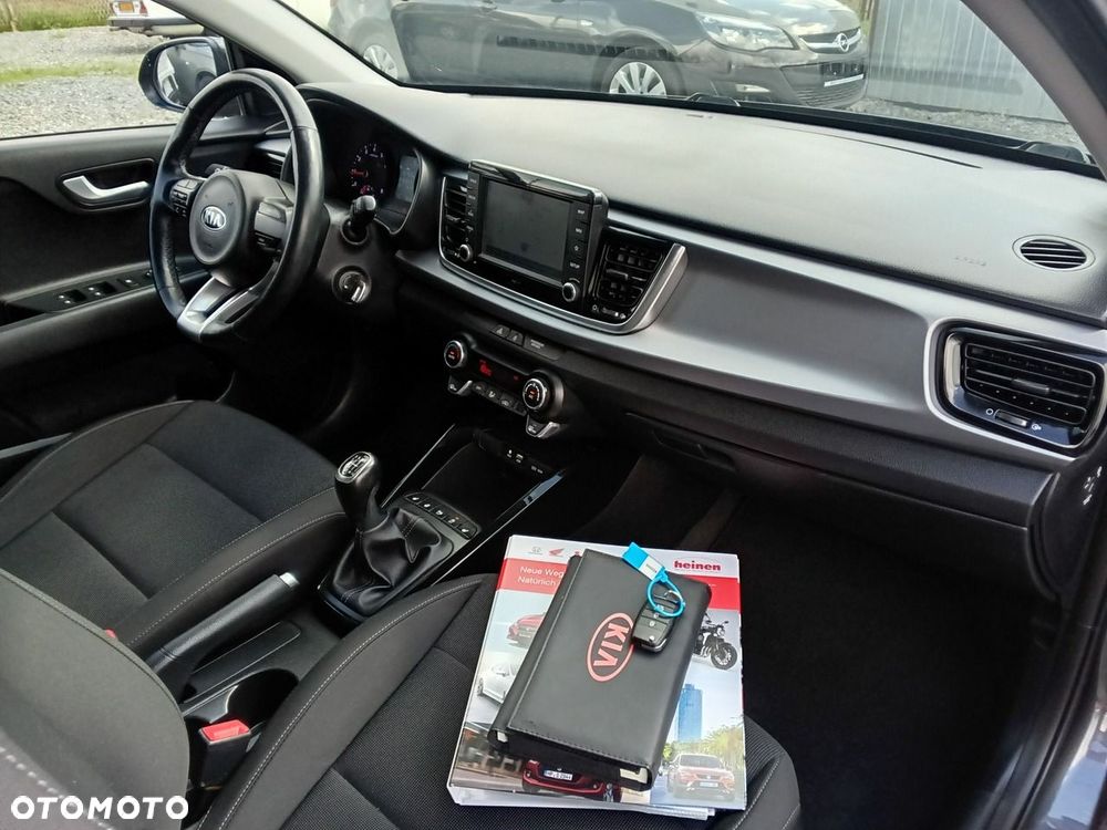Kia Rio - 7