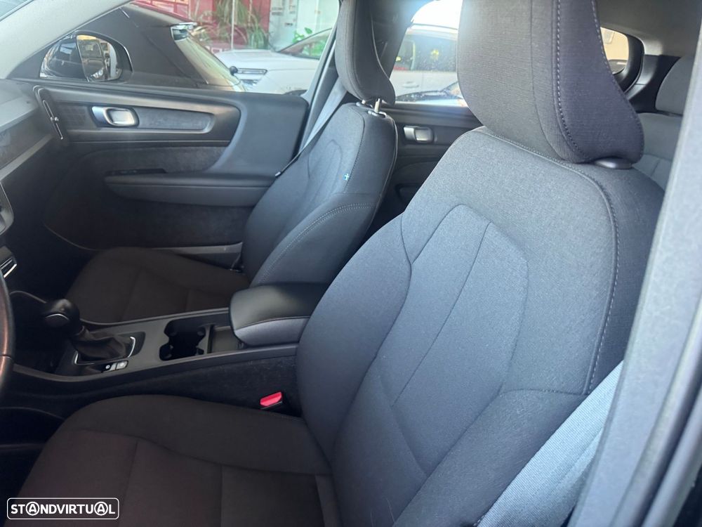 Volvo XC 40 1.5 T2 Core - 3