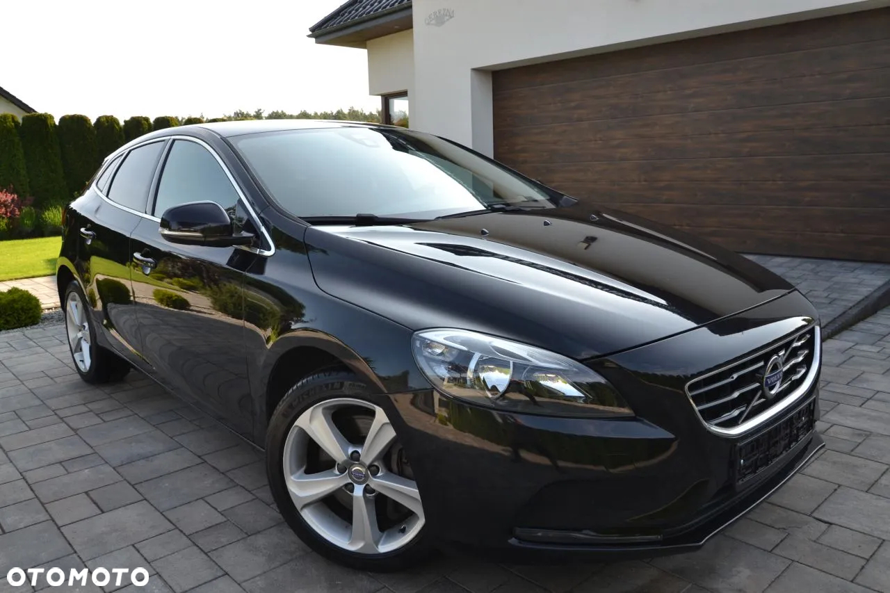 Volvo V40 D4 Drive-E Momentum - 8